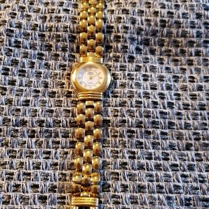 Anne Klein reversible watch  gold/ silver costume